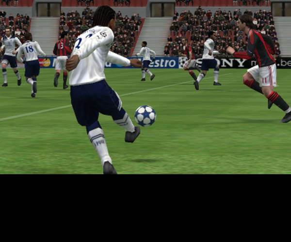 Pro Evolution Soccer 2011 (3DS)