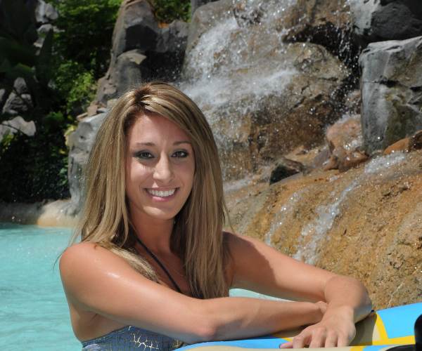 Sexy Babes Wild Waterslides