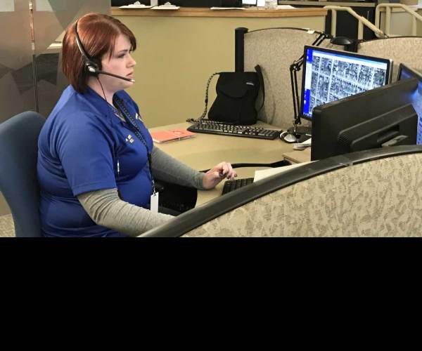 911 Operator