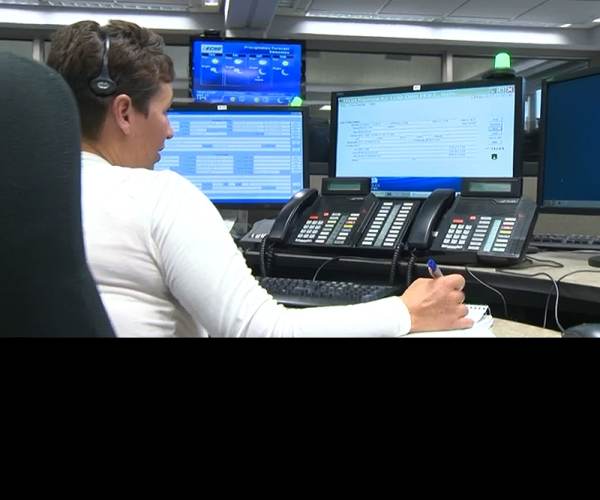911 Operator