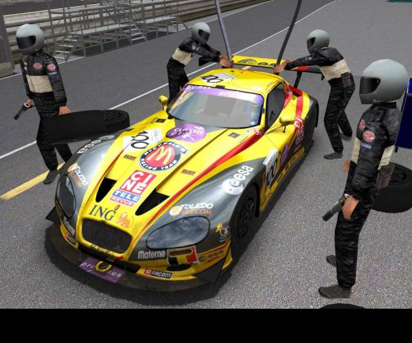 GTR 2 FIA GT Racing Game