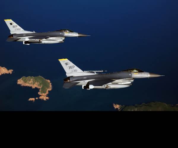 F-16 Fighting Falcon X