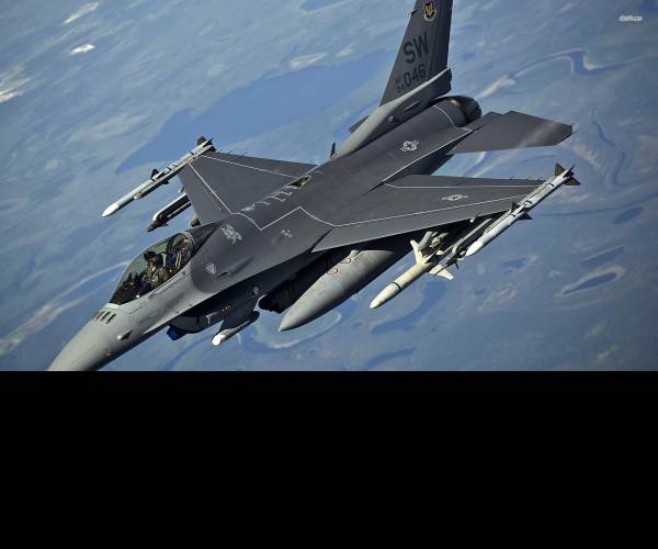 F-16 Fighting Falcon X