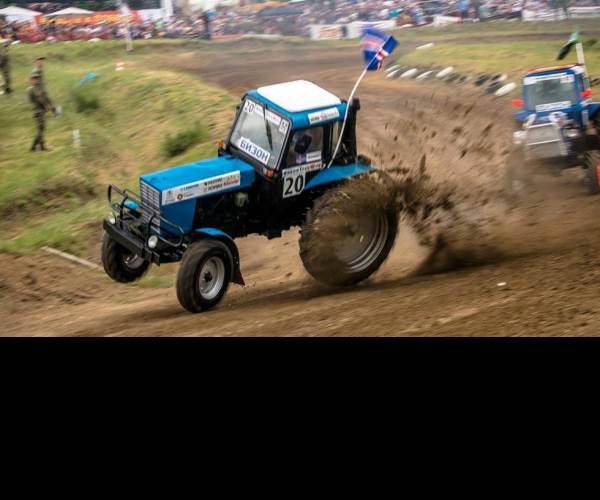 Tractor Racer