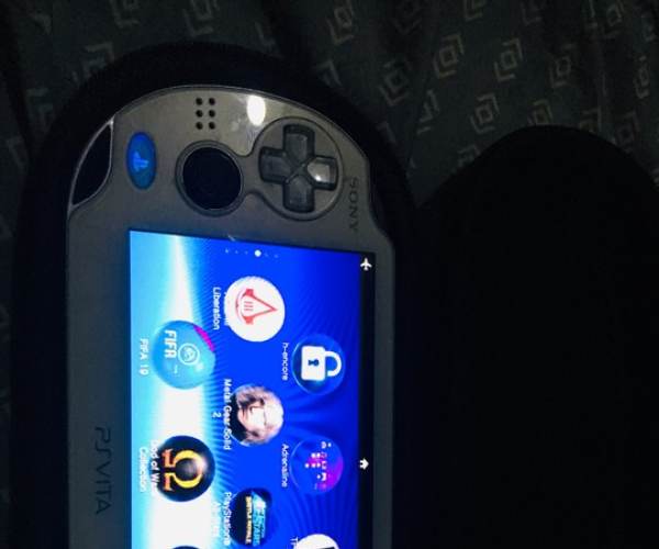 Mortal Kombat (PS VITA)