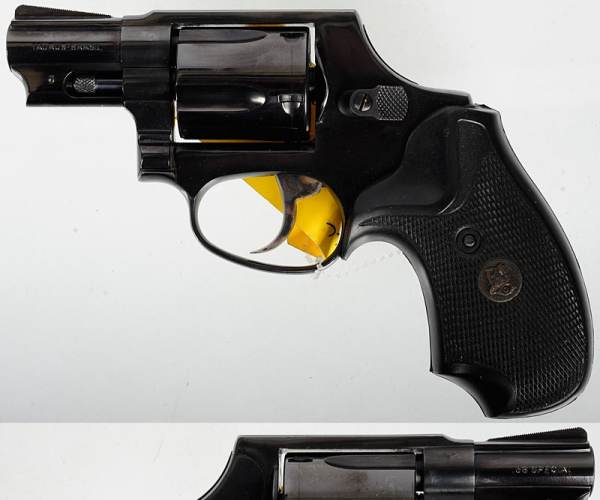 BLUE REVOLVER